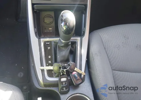 2015 Hyundai Elantra Se из США, поврежденный, VIN 5NPDH4AE2FH616841